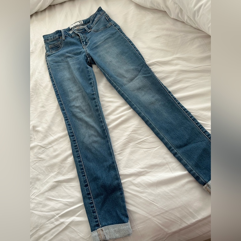 GUESS Cuffed High Waisted Skinny Jeans